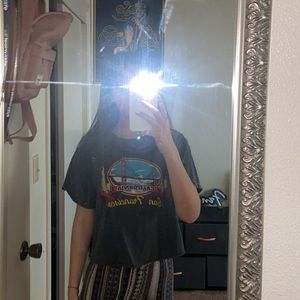 Brandy Melville SF cropped shirt